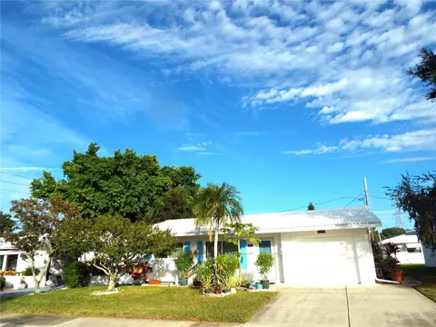 10143 43rd St N #2, Pinellas Park, FL 33782