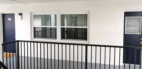 1147 King Arthur Ct #215, Dunedin, FL 34698