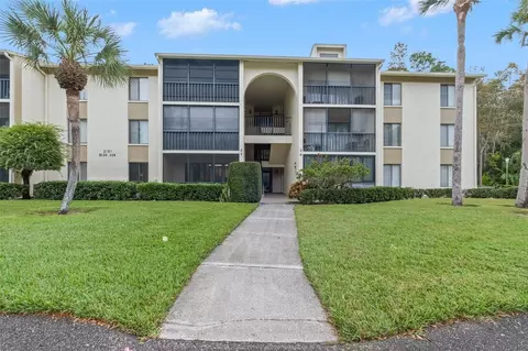 3101 Lake Pine Way #E1, Tarpon Springs, FL 34688