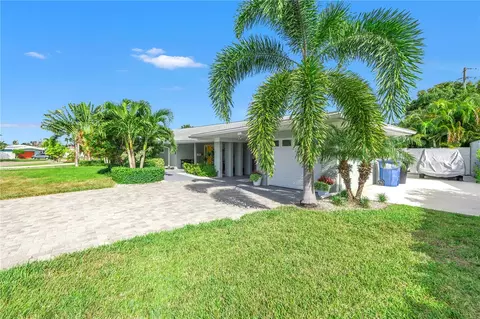 5096 41st St S, Saint Petersburg, FL 33711