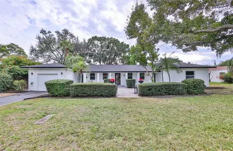 120 63rd Ave S, Saint Petersburg, FL 33705