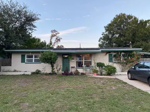 771 72nd Ave N, Saint Petersburg, FL 33702
