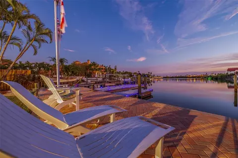 3988 Belle Vista Dr E, Saint Pete Beach, FL 33706