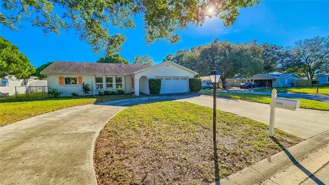 6250 43rd Ter N, Kenneth City, FL 33709