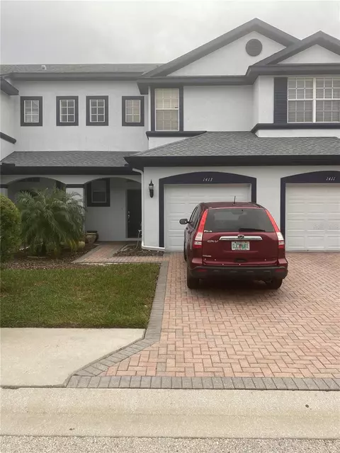 1413 Summergate Dr, Valrico, FL 33594