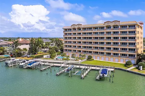 17745 Gulf Blvd #303, Redington Shores, FL 33708
