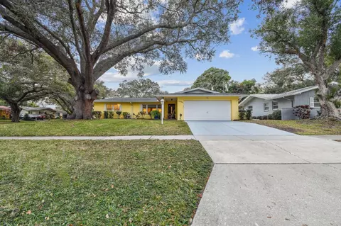 1836 Chateau Dr W, Clearwater, FL 33756
