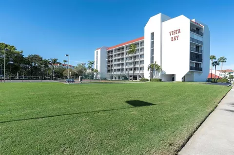 19111 Vista Bay Dr #213, Indian Shores, FL 33785