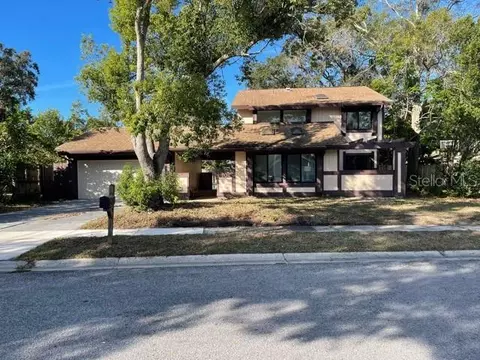 70 Kindall Cir, Palm Harbor, FL 34683