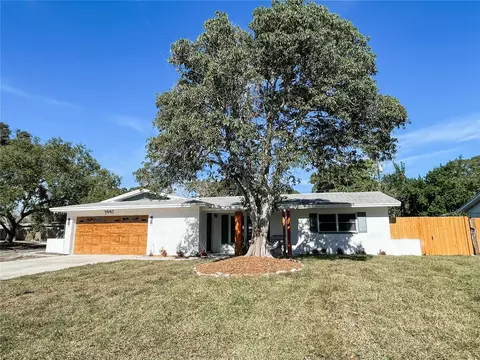1997 68th Ave S, Saint Petersburg, FL 33712
