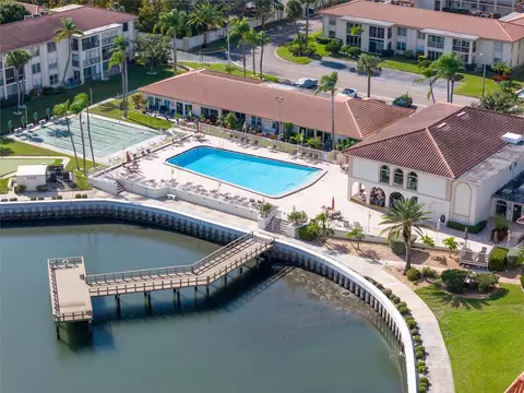 19029 Us Highway 19 N #4-3, Clearwater, FL 33764