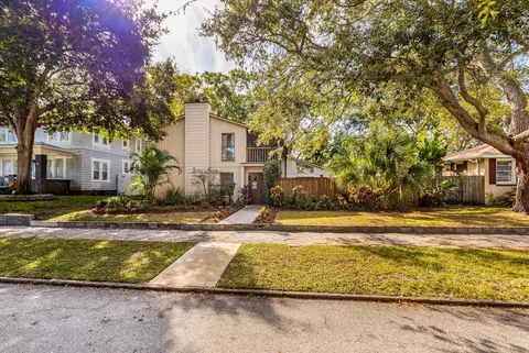 336 20th Ave NE, Saint Petersburg, FL 33704
