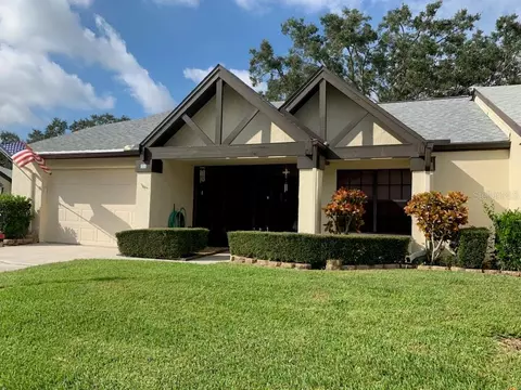 800 Lakewood Dr, Palm Harbor, FL 34684