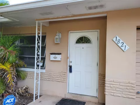 1821 59th St N, Saint Petersburg, FL 33710