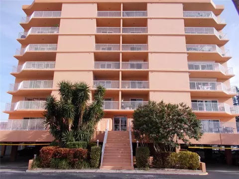 7432 Sunshine Skyway Ln S #304, Saint Petersburg, FL 33711