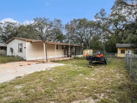 37642 May Ln, Zephyrhills, FL 33541