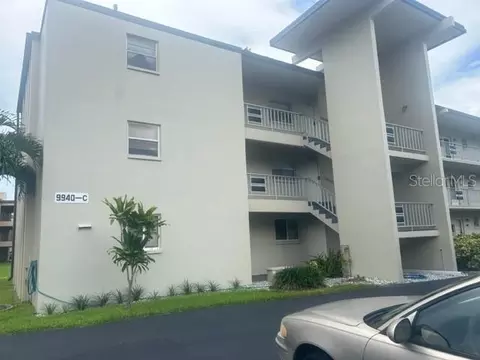 9940 47th Ave N #119, Saint Petersburg, FL 33708