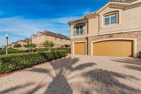 623 Saxony Blvd, Saint Petersburg, FL 33716