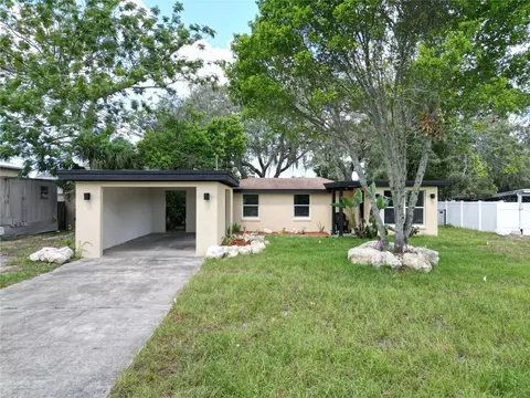 1121 Precision St, Holiday, FL 34691