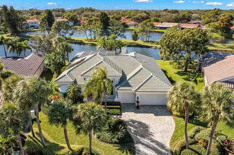748 Cattail Ct NE, Saint Petersburg, FL 33703