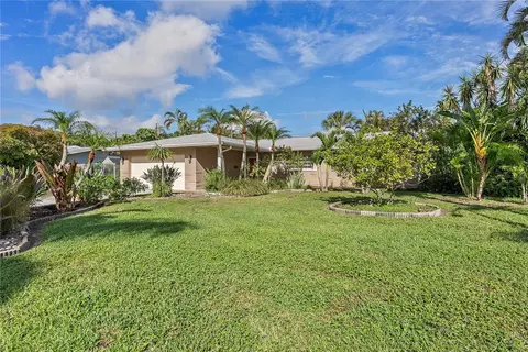 551 25th Ave SE, Saint Petersburg, FL 33705