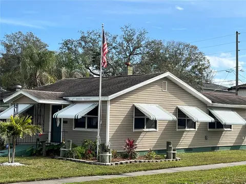 488 36th Ave N, Saint Petersburg, FL 33704