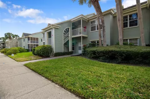 300 Promenade Dr #102, Dunedin, FL 34698