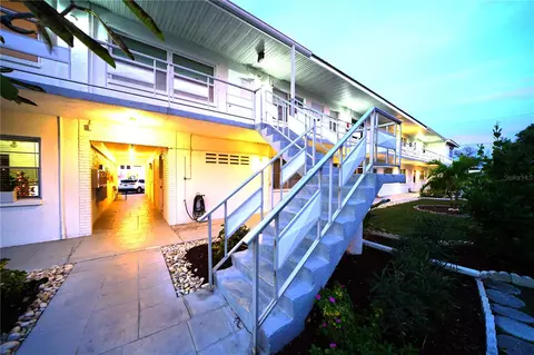 5875 18th St N #14, Saint Petersburg, FL 33714