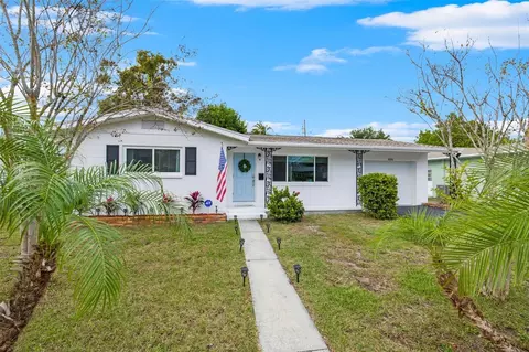 6131 4th St S, Saint Petersburg, FL 33705