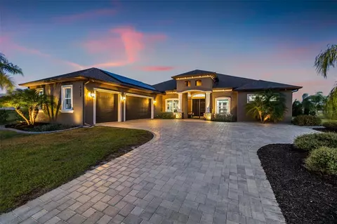 6128 Foal Creek Dr, Parrish, FL 34219