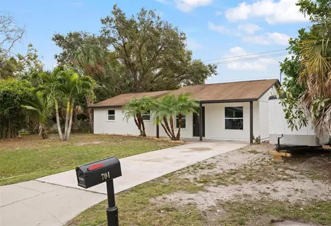 704 64th Avenue Ter W, Bradenton, FL 34207