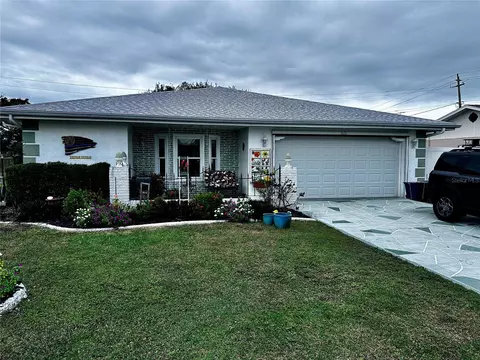 1610 El Rancho Dr, Sun City Center, FL 33573