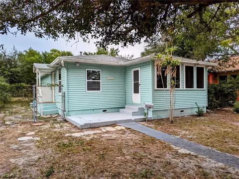 2035 42nd St S, Saint Petersburg, FL 33711