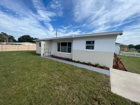 8757 94th Ave, Seminole, FL 33777