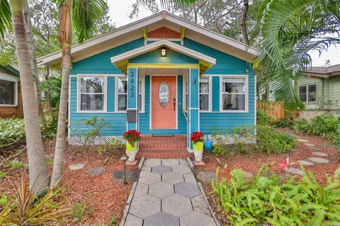 2823 Burlington Ave N, Saint Petersburg, FL 33713