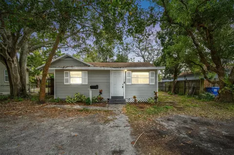 1752 42nd St S, Saint Petersburg, FL 33711