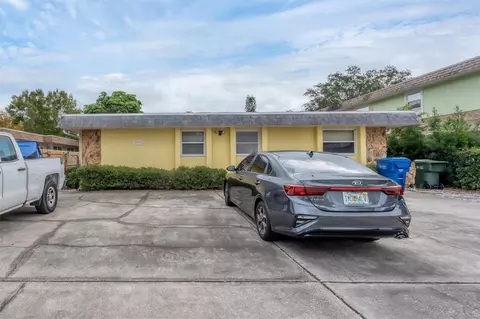 204 Jody Ct #B, Largo, FL 33771