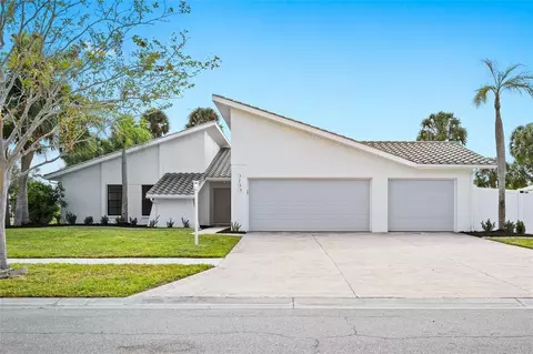 6730 Easton Ln, Sarasota, FL 34238