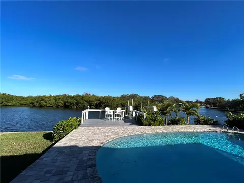2116 Egret Dr, Clearwater, FL 33764