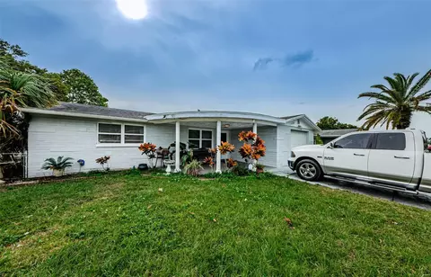 3948 Sunray Dr, Holiday, FL 34691