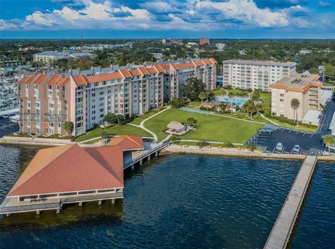 634 Edgewater Dr #541, Dunedin, FL 34698