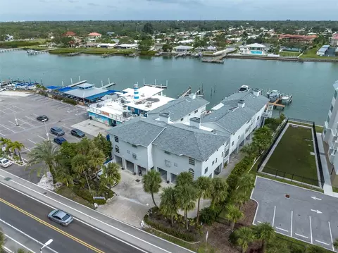 20019 Gulf Blvd #7, Indian Shores, FL 33785