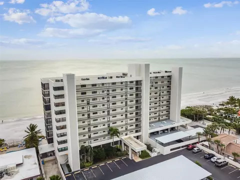 15462 Gulf Blvd #703, Madeira Beach, FL 33708