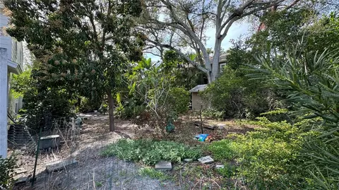 224 26th Ave N, Saint Petersburg, FL 33704
