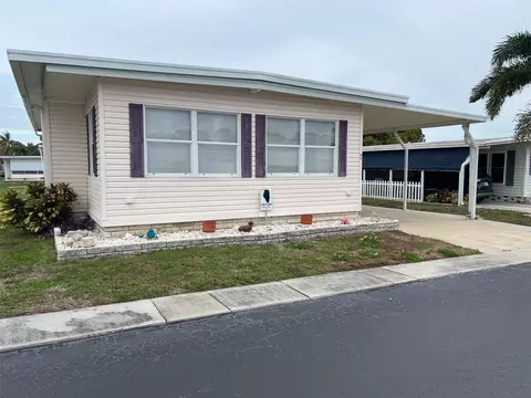 12651 Seminole Blvd #10H, Largo, FL 33778