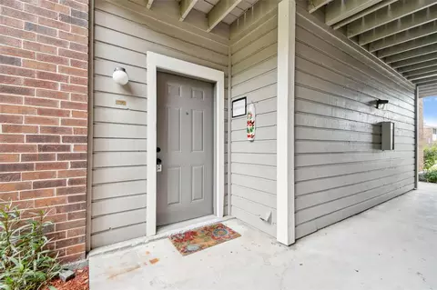 1400 Gandy Blvd N #112, Saint Petersburg, FL 33702