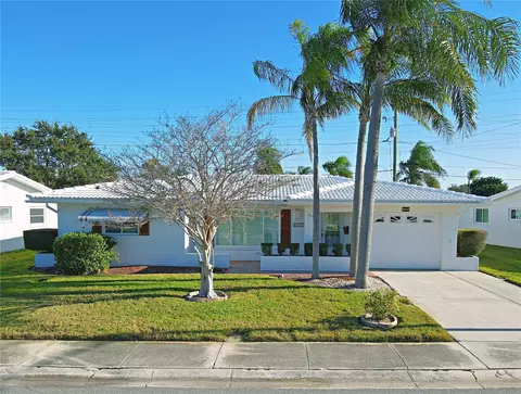9747 41st St N, Pinellas Park, FL 33782