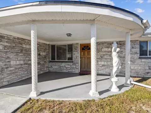 3403 Seffner Dr, Holiday, FL 34691
