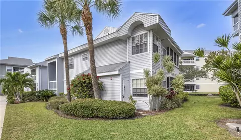 6818 Stones Throw Cir N #12201, Saint Petersburg, FL 33710