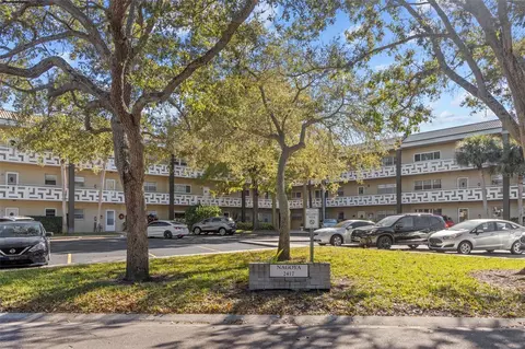 2417 Persian Dr #55, Clearwater, FL 33763